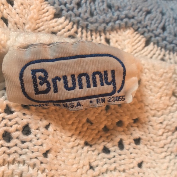 Blue White Sleeveless Sweater Top Brunny Medium Vintage - Picture 3 of 4